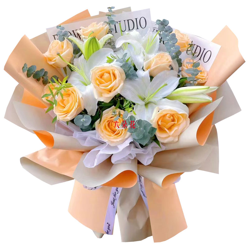 10朵玫瑰2支百合，绽放我的思念