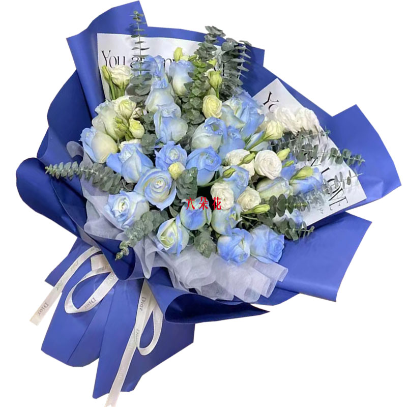 22朵碎冰蓝白玫瑰，爱如春天花朵