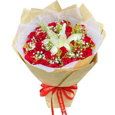 乌鲁木齐19朵红玫瑰1支百合，永恒之美