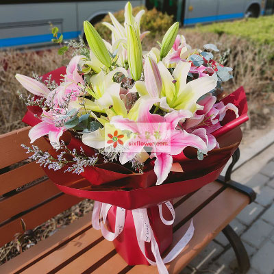 乌鲁木齐8支多头百合，万事如意喜上加喜