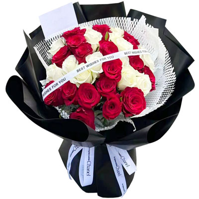 乌鲁木齐28朵玫瑰花混搭，充满爱的温暖