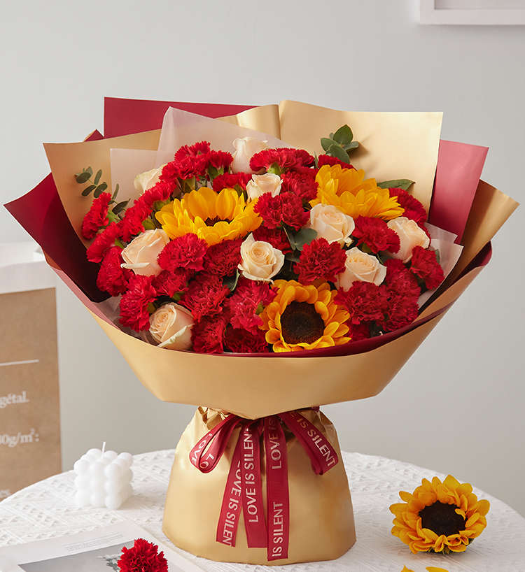 乌鲁木齐外婆70岁生日，可以给老人家送花吗?送花该送给什么呢？